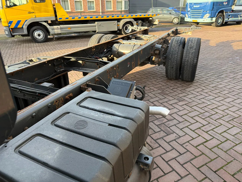 Volvo FL 12 FL 280 11.990KG MANUAL GEARBOX - Camión chasis: foto 5 Volvo FL 12 FL 280 11.990KG MANUAL GEARBOX - Camión chasis: foto 5