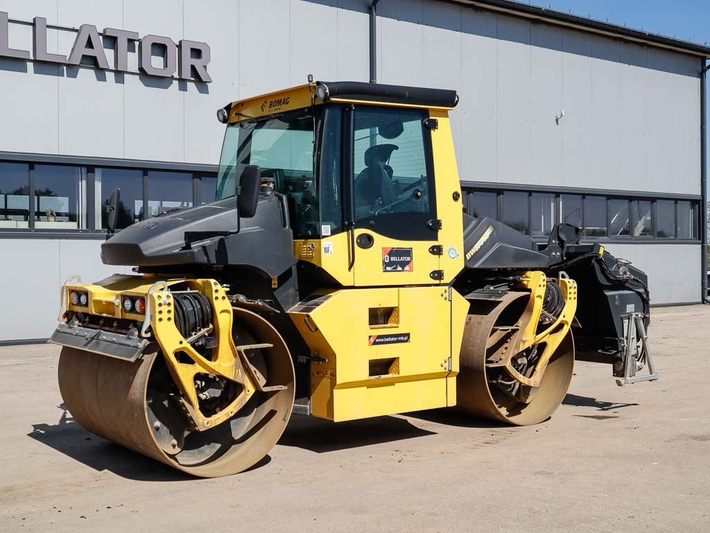 BOMAG BW 174 AP-4v - Apisonadora de asfalto: foto 2 BOMAG BW 174 AP-4v - Apisonadora de asfalto: foto 2