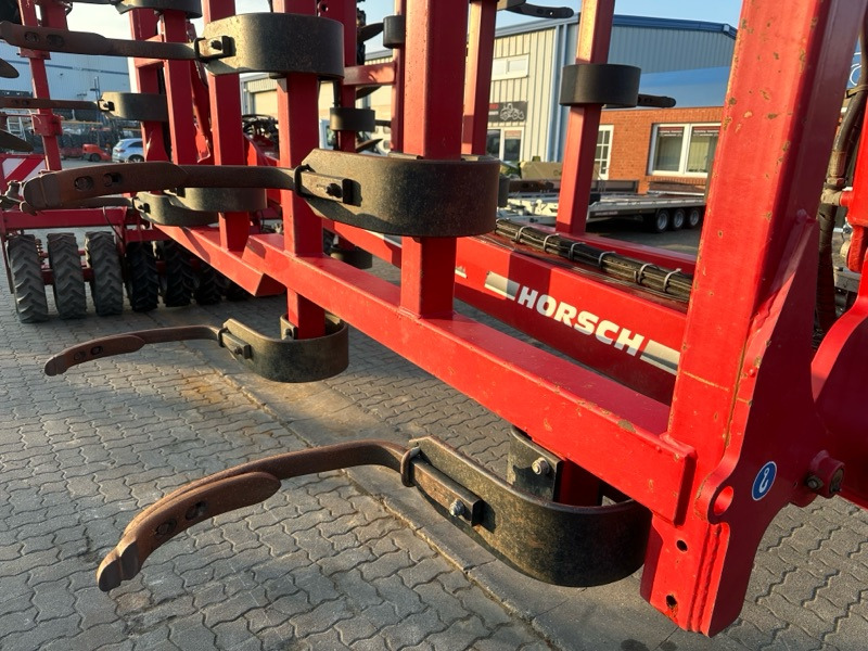 Horsch Tiger 6 XL / keine Schweißstellen - Cultivador: foto 2 Horsch Tiger 6 XL / keine Schweißstellen - Cultivador: foto 2