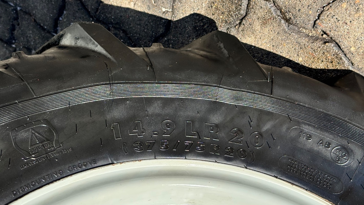 Steyr 4090 Kompakt - Tractor: foto 5 Steyr 4090 Kompakt - Tractor: foto 5