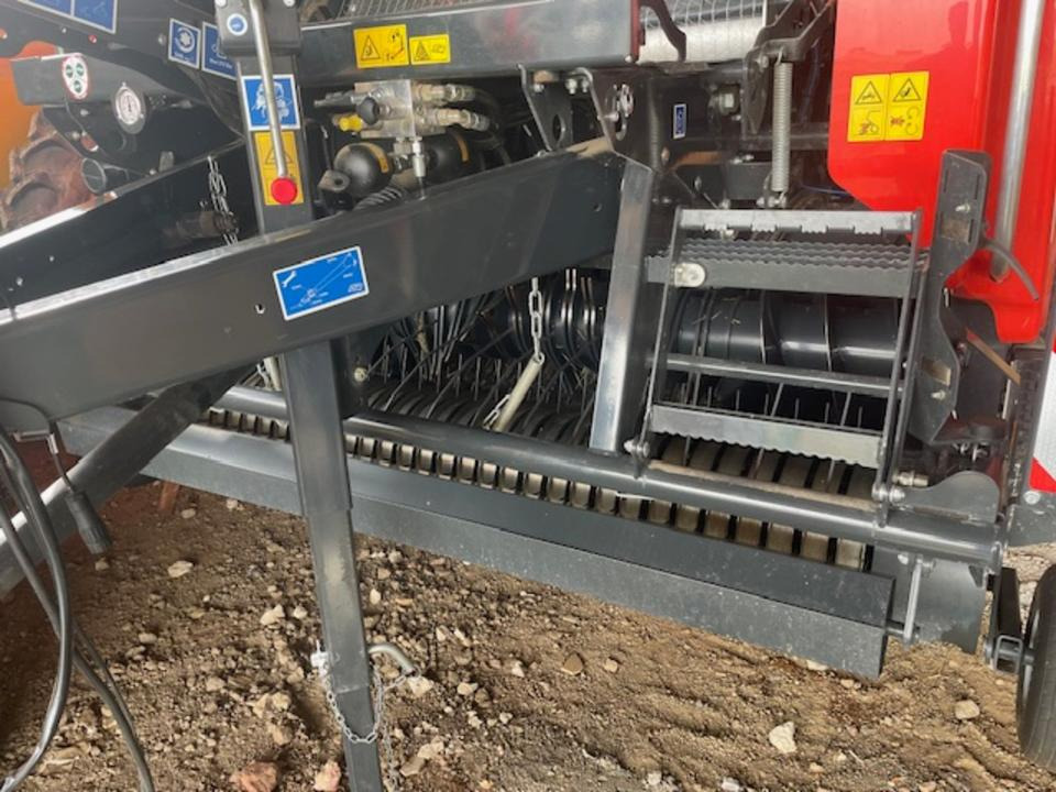 Rundballenpresse Kuhn FB 3125 OC 14 - Rotoempacadora: foto 4 Rundballenpresse Kuhn FB 3125 OC 14 - Rotoempacadora: foto 4