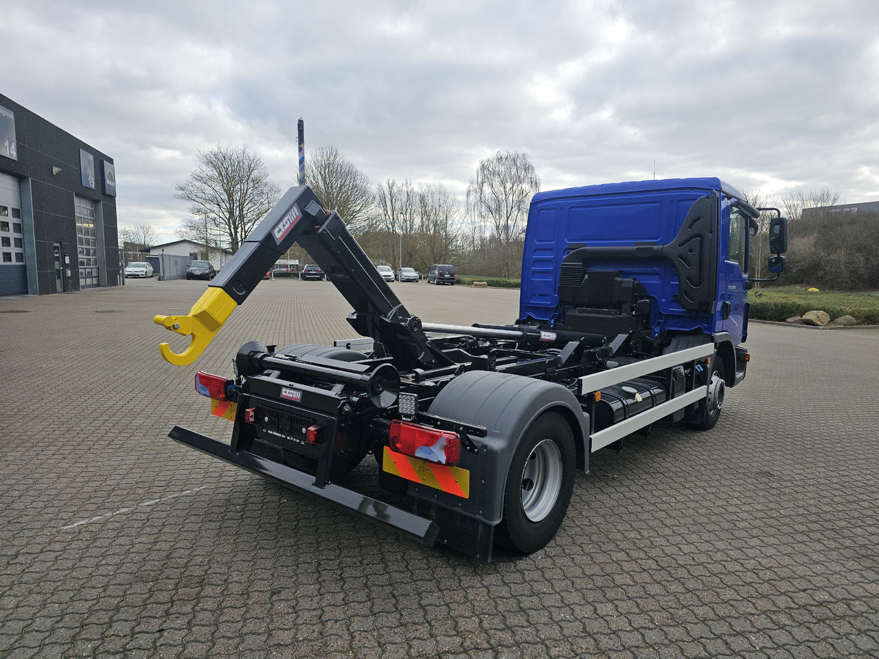 Camión multibasculante MAN TGL 12.190 BL: foto 23