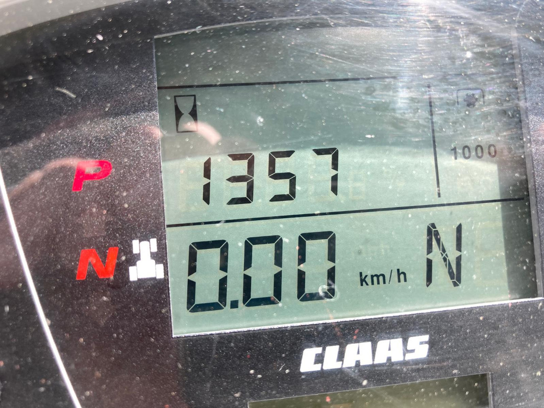 CLAAS Axion 830 CMATIC - Tractor: foto 3 CLAAS Axion 830 CMATIC - Tractor: foto 3