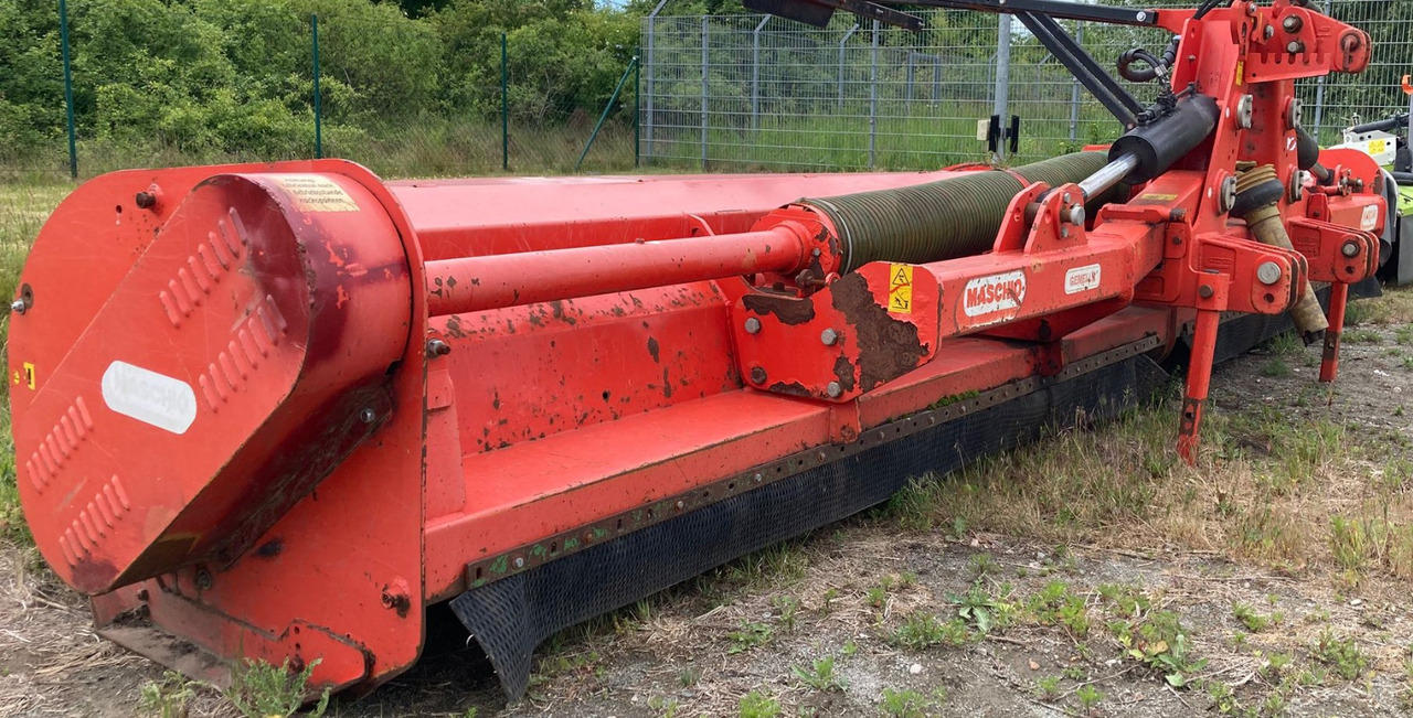 Maschio Gemella 620 - Desbrozadora de martillos: foto 2 Maschio Gemella 620 - Desbrozadora de martillos: foto 2