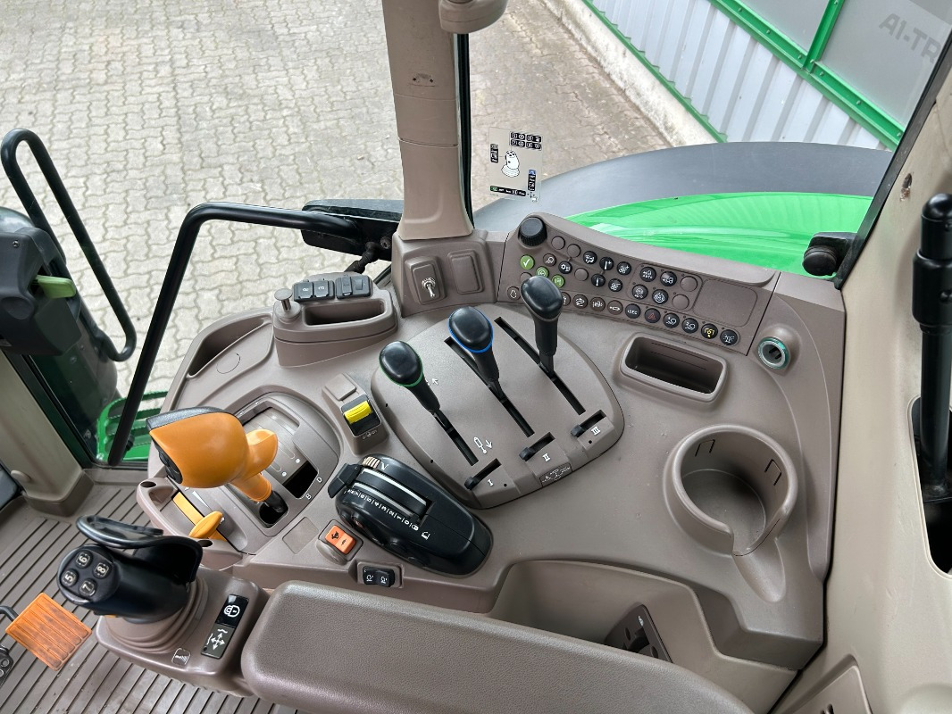 John Deere 6155M - Tractor: foto 5 John Deere 6155M - Tractor: foto 5