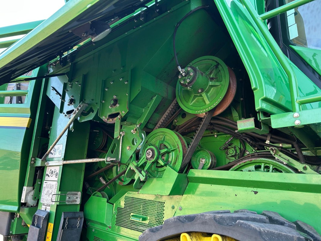 John Deere T660 - Cosechadora de granos: foto 4 John Deere T660 - Cosechadora de granos: foto 4