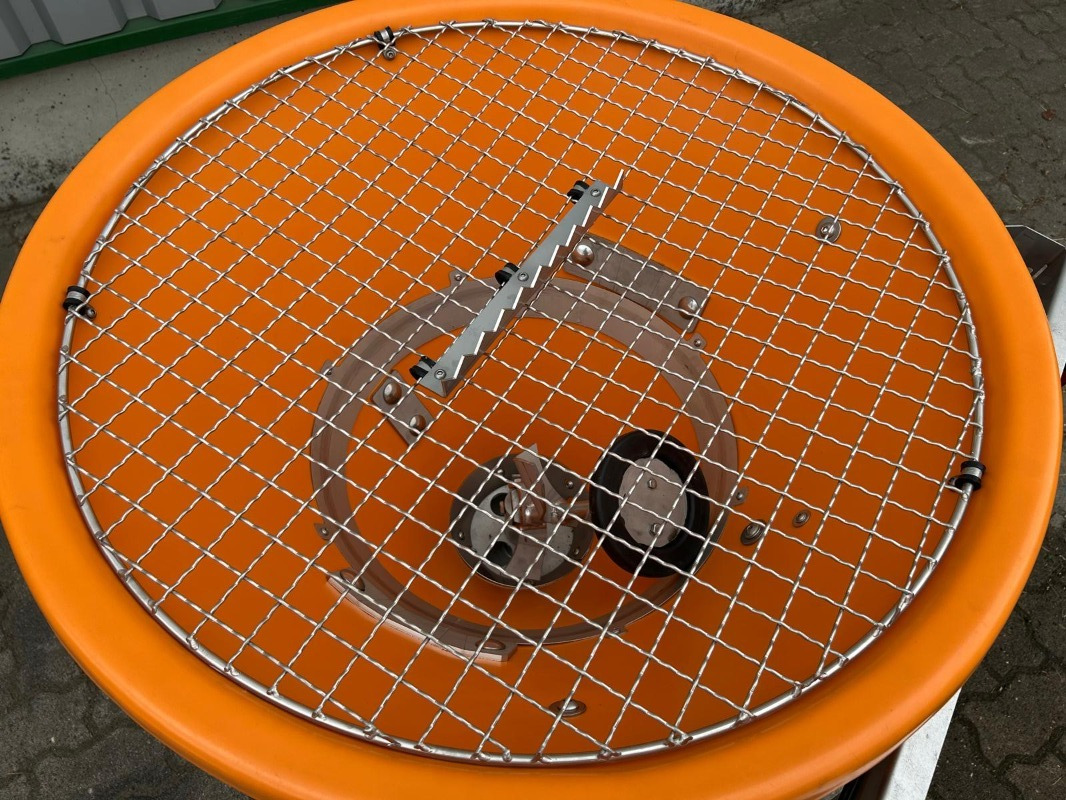 Matev SPR-H/M 125 IX - Esparcidor de sal: foto 3 Matev SPR-H/M 125 IX - Esparcidor de sal: foto 3