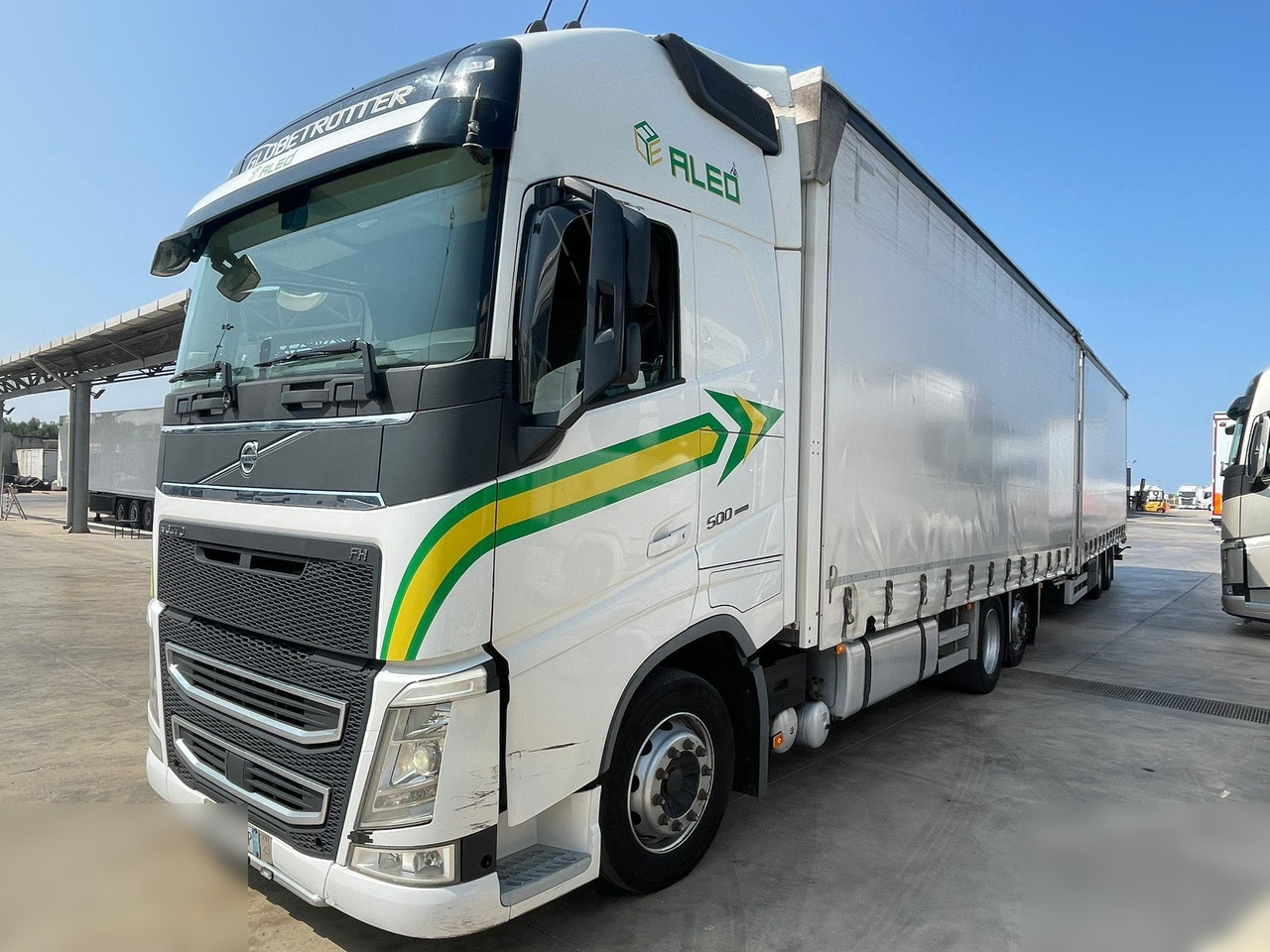VOLVO FH13.500 - Camión lona: foto 2 VOLVO FH13.500 - Camión lona: foto 2