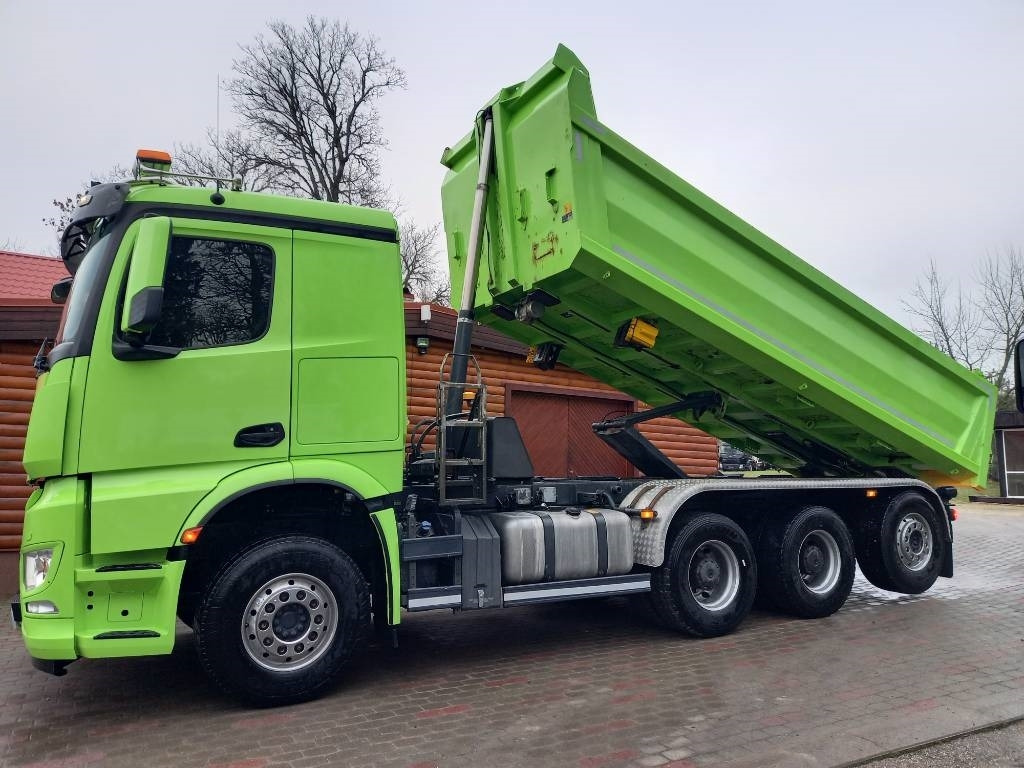 Mercedes-Benz Arocs, 8x4, TIPPER - Camión volquete: foto 2 Mercedes-Benz Arocs, 8x4, TIPPER - Camión volquete: foto 2