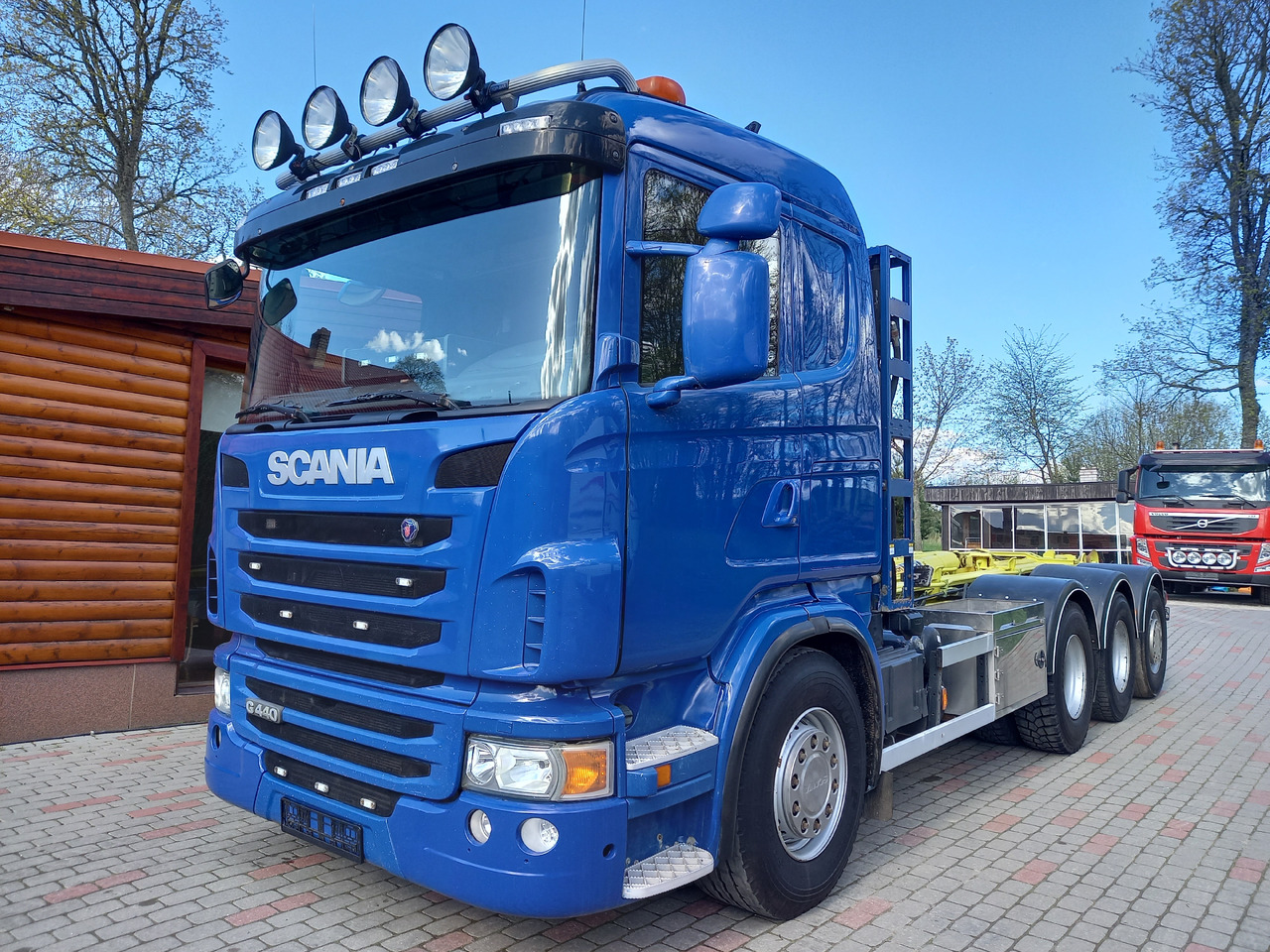 SCANIA G440, 8x4, GROSS WEIGHT 36000 KG. - Camión multibasculante: foto 1 SCANIA G440, 8x4, GROSS WEIGHT 36000 KG. - Camión multibasculante: foto 1