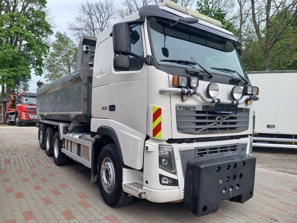Volvo FH 16, 8x4 , RETARDER, BIG AXLES, GW 39500KG - Camión volquete: foto 5 Volvo FH 16, 8x4 , RETARDER, BIG AXLES, GW 39500KG - Camión volquete: foto 5