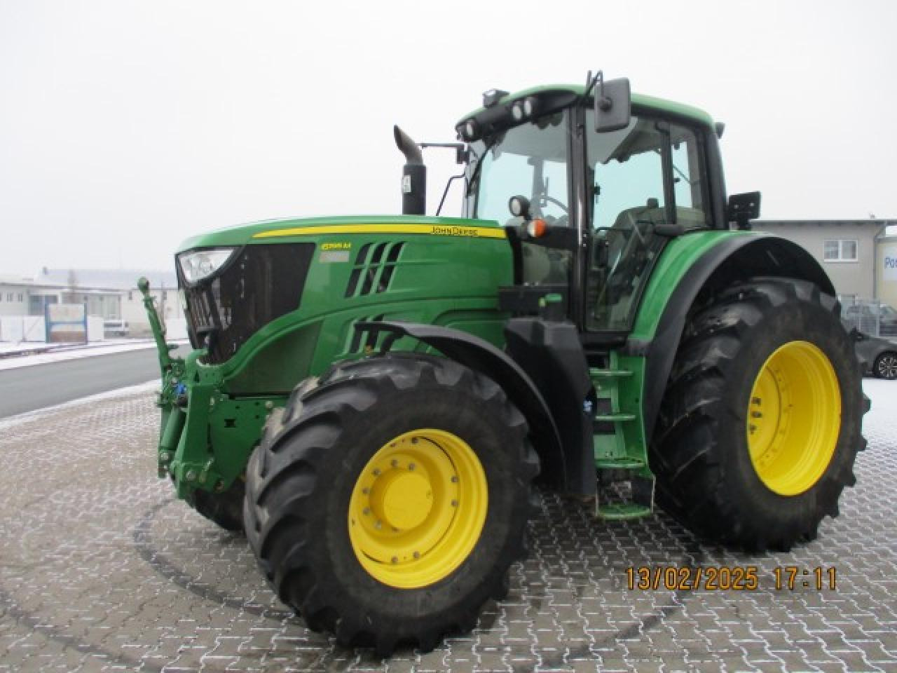 John Deere 6195 M - Tractor: foto 1 John Deere 6195 M - Tractor: foto 1