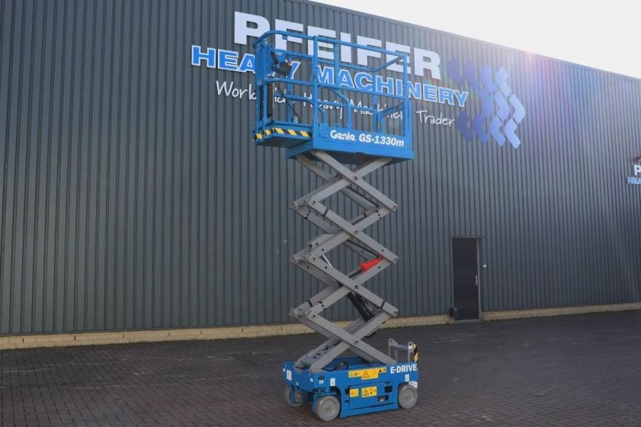 Genie GS1330M Valid inspection, *Guarantee! All-Electric - Plataforma de tijeras: foto 3 Genie GS1330M Valid inspection, *Guarantee! All-Electric - Plataforma de tijeras: foto 3