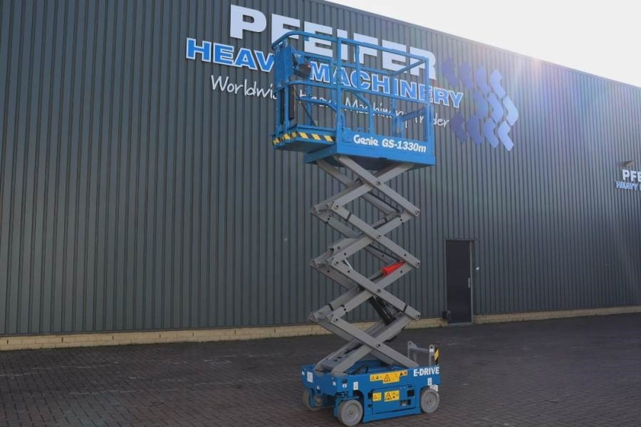 Genie GS1330M Valid inspection, *Guarantee! All-Electric - Plataforma de tijeras: foto 3 Genie GS1330M Valid inspection, *Guarantee! All-Electric - Plataforma de tijeras: foto 3