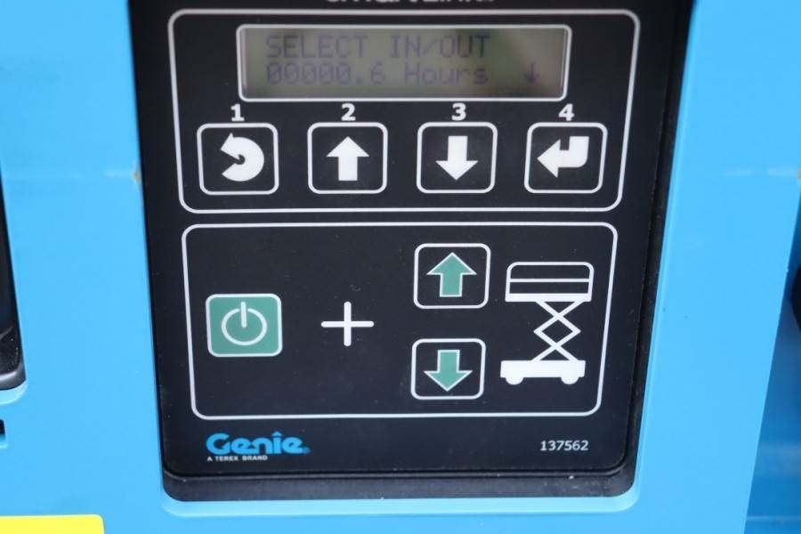 Genie GS1330M Valid inspection, *Guarantee! All-Electric - Plataforma de tijeras: foto 3 Genie GS1330M Valid inspection, *Guarantee! All-Electric - Plataforma de tijeras: foto 3