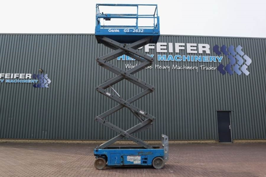 Genie GS2632 Electric, Working Height 10m, 227kg Capacit - Plataforma de tijeras: foto 3 Genie GS2632 Electric, Working Height 10m, 227kg Capacit - Plataforma de tijeras: foto 3