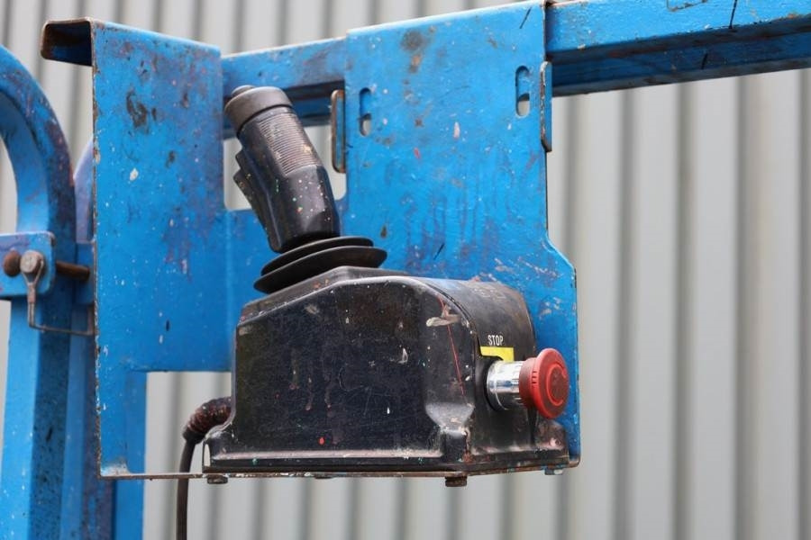 Genie GS2646 Electric, Working Height 9.80m, Capacity 45 - Plataforma de tijeras: foto 5 Genie GS2646 Electric, Working Height 9.80m, Capacity 45 - Plataforma de tijeras: foto 5