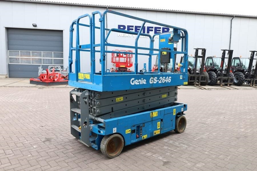Genie GS2646 Electric, Working Height 9.80m, Capacity 45 - Plataforma de tijeras: foto 2 Genie GS2646 Electric, Working Height 9.80m, Capacity 45 - Plataforma de tijeras: foto 2