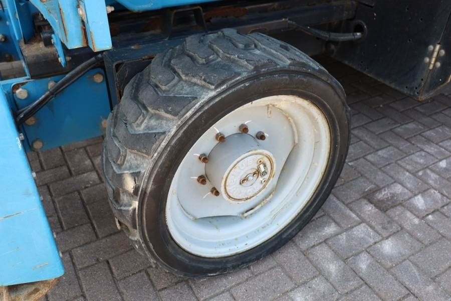 Plataforma de tijeras Genie GS5390 Diesel, 4x4 Drive, 18.15m Working Height, 6: foto 15 Plataforma de tijeras Genie GS5390 Diesel, 4x4 Drive, 18.15m Working Height, 6: foto 15