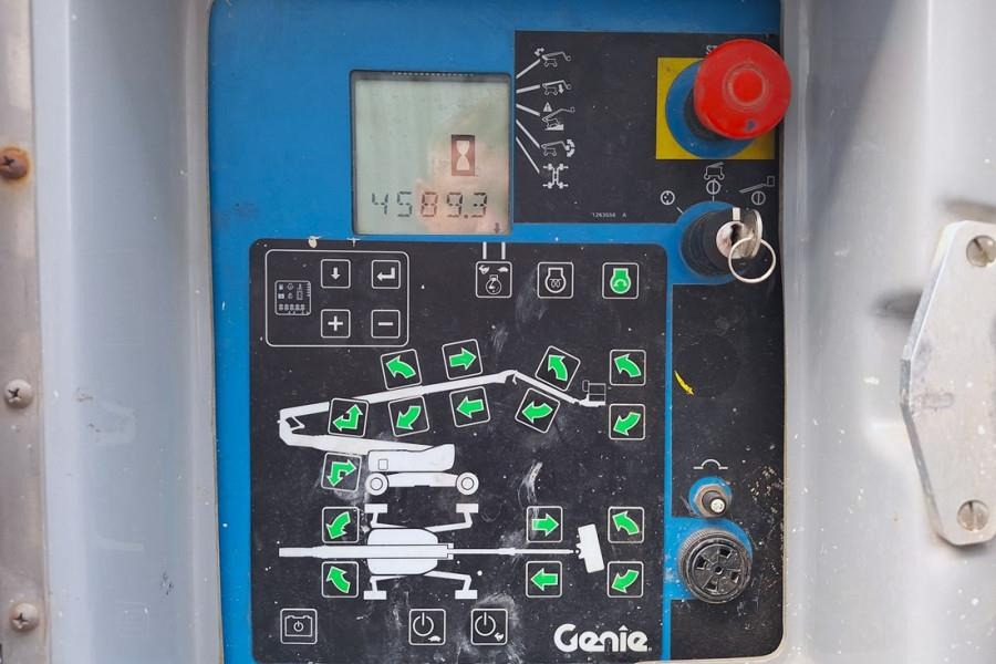 Genie Z135/70 Diesel, 4x4x4 Drive, 43m Lifting Height, 2 - Plataforma articulada: foto 4 Genie Z135/70 Diesel, 4x4x4 Drive, 43m Lifting Height, 2 - Plataforma articulada: foto 4