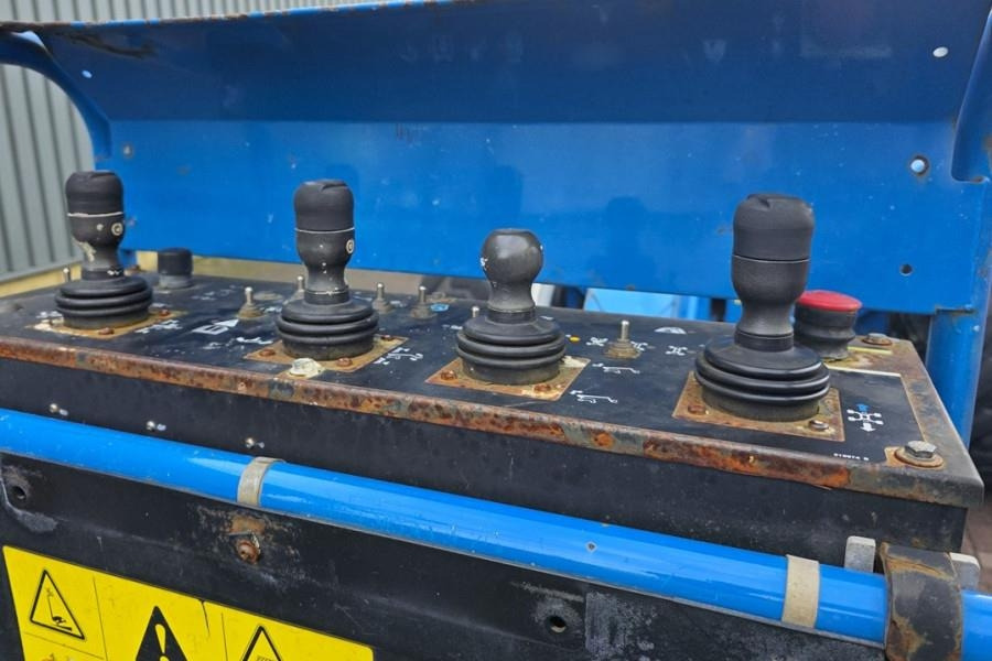 Genie ZX135/70 Diesel, 4x4x4 Drive, 43m Lifting Height, - Plataforma articulada: foto 4 Genie ZX135/70 Diesel, 4x4x4 Drive, 43m Lifting Height, - Plataforma articulada: foto 4