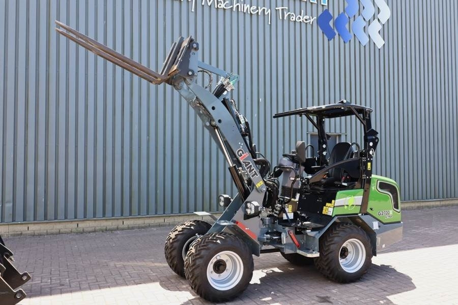 GiANT G2700E 100% Electric - Zero Emissions, Lithium-Iro - Cargadora de ruedas: foto 3 GiANT G2700E 100% Electric - Zero Emissions, Lithium-Iro - Cargadora de ruedas: foto 3