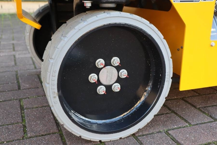 Plataforma de tijeras Haulotte Compact 8N Valid inspection, *Guarantee! 8m Workin: foto 11