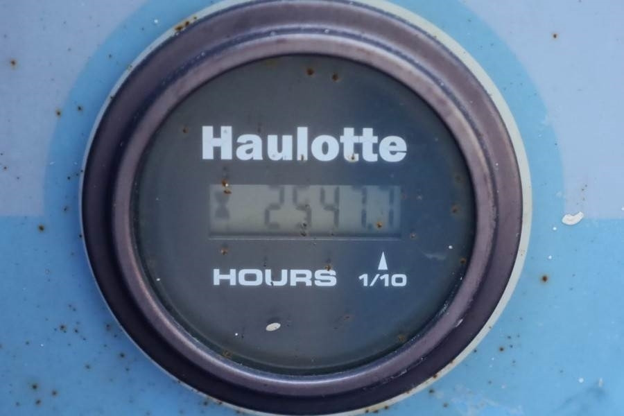 Haulotte H15SX Diesel, 4x4 Drive 15 Working Height, 500kg C - Plataforma de tijeras: foto 5 Haulotte H15SX Diesel, 4x4 Drive 15 Working Height, 500kg C - Plataforma de tijeras: foto 5