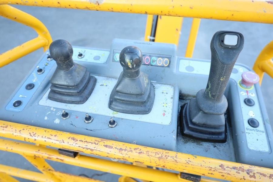 Haulotte HA260PX As-Is, Diesel, 4x4x4 Drive, 26m Working He - Plataforma articulada: foto 4 Haulotte HA260PX As-Is, Diesel, 4x4x4 Drive, 26m Working He - Plataforma articulada: foto 4