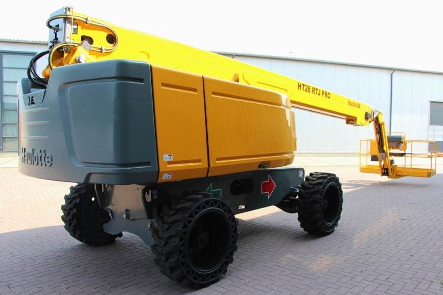 Haulotte HT28RTJ Pro Diesel, 4x4 Drive, 27.9 m Working Heig - Plataforma telescopica: foto 2 Haulotte HT28RTJ Pro Diesel, 4x4 Drive, 27.9 m Working Heig - Plataforma telescopica: foto 2