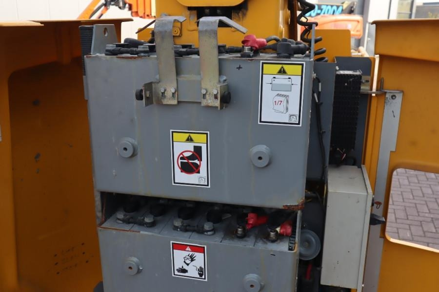 Haulotte STAR 10 As-Is, Electric, 10m Working Height, 3m Re - Plataforma articulada: foto 4 Haulotte STAR 10 As-Is, Electric, 10m Working Height, 3m Re - Plataforma articulada: foto 4