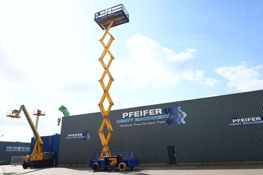 Holland Lift Combistar B-195DXL25-4WD Diesel, 4x4 Drive, 21.5m - Plataforma de tijeras: foto 2 Holland Lift Combistar B-195DXL25-4WD Diesel, 4x4 Drive, 21.5m - Plataforma de tijeras: foto 2
