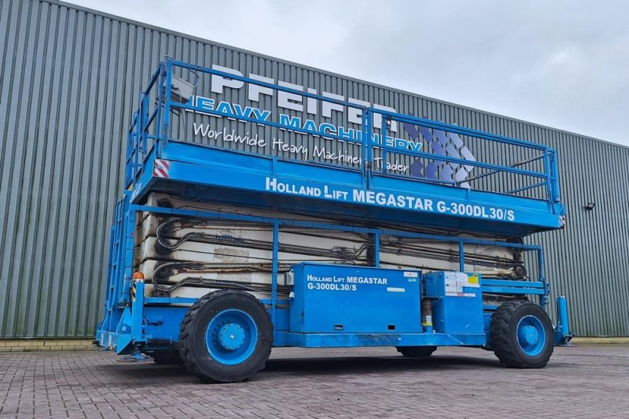 Holland Lift Megastar G-300DL30/S Diesel, 4x4x4 Drive, 33.5m Wo - Plataforma de tijeras: foto 1 Holland Lift Megastar G-300DL30/S Diesel, 4x4x4 Drive, 33.5m Wo - Plataforma de tijeras: foto 1