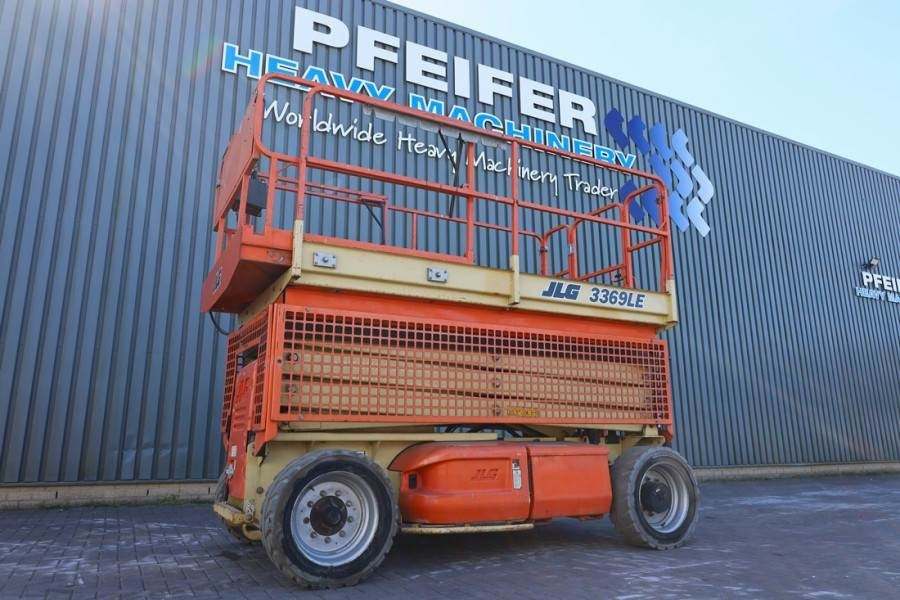 JLG 3369LE Electric, 12m Working Height, 450kg Capacit  - Plataforma de tijeras: foto 1 JLG 3369LE Electric, 12m Working Height, 450kg Capacit  - Plataforma de tijeras: foto 1