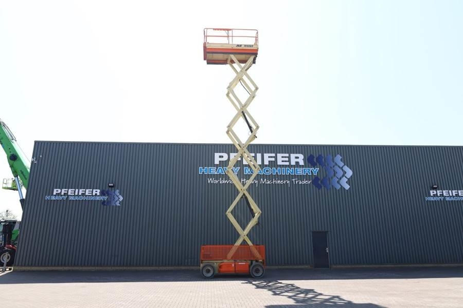 JLG M4069 Hybrid, 14.2m Working Height, 360kg Capacity - Plataforma de tijeras: foto 3 JLG M4069 Hybrid, 14.2m Working Height, 360kg Capacity - Plataforma de tijeras: foto 3