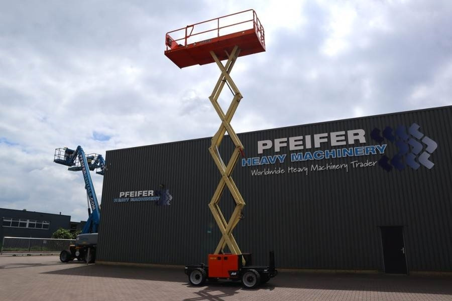 JLG RT3369 Unused, Diesel, 12m Working Height, 454kg C  - Plataforma de tijeras: foto 3 JLG RT3369 Unused, Diesel, 12m Working Height, 454kg C  - Plataforma de tijeras: foto 3