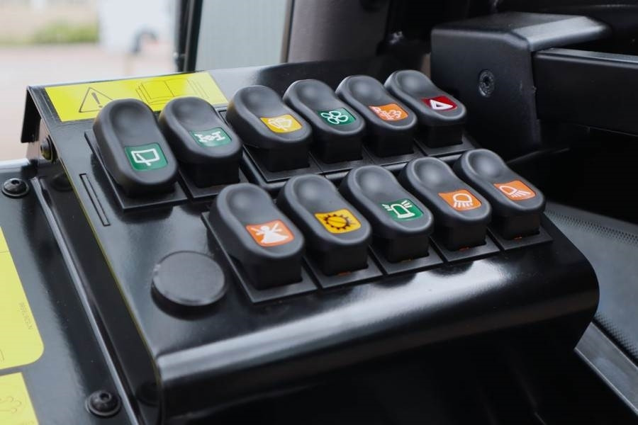 Carretilla todo terreno Manitou M30-4 Valid inspection, *Guarantee! Diesel, 4x4 Dr: foto 9