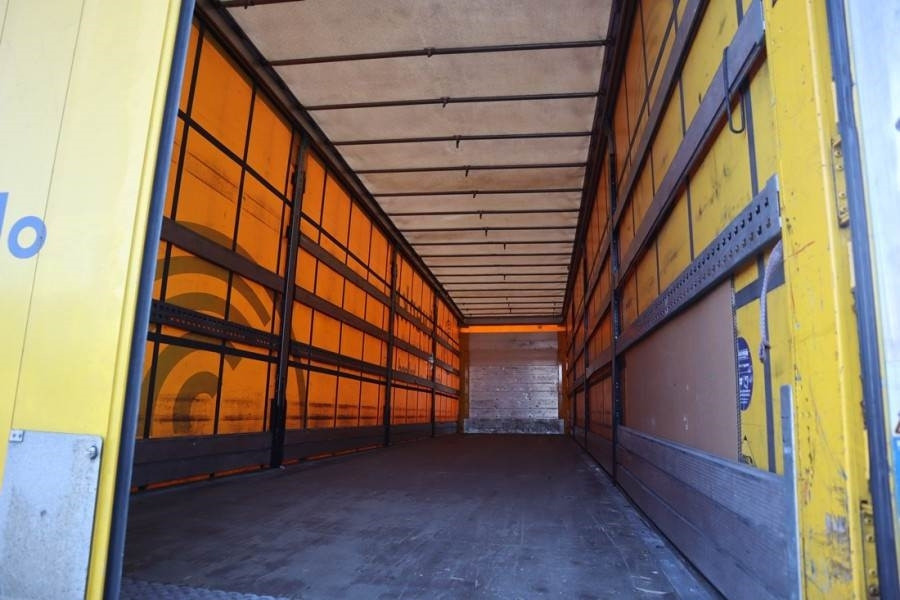 Schmitz Cargobull SCB3ST CoC Documents, TuV Loading Certif - Remolque con toldo: foto 3 Schmitz Cargobull SCB3ST CoC Documents, TuV Loading Certif - Remolque con toldo: foto 3