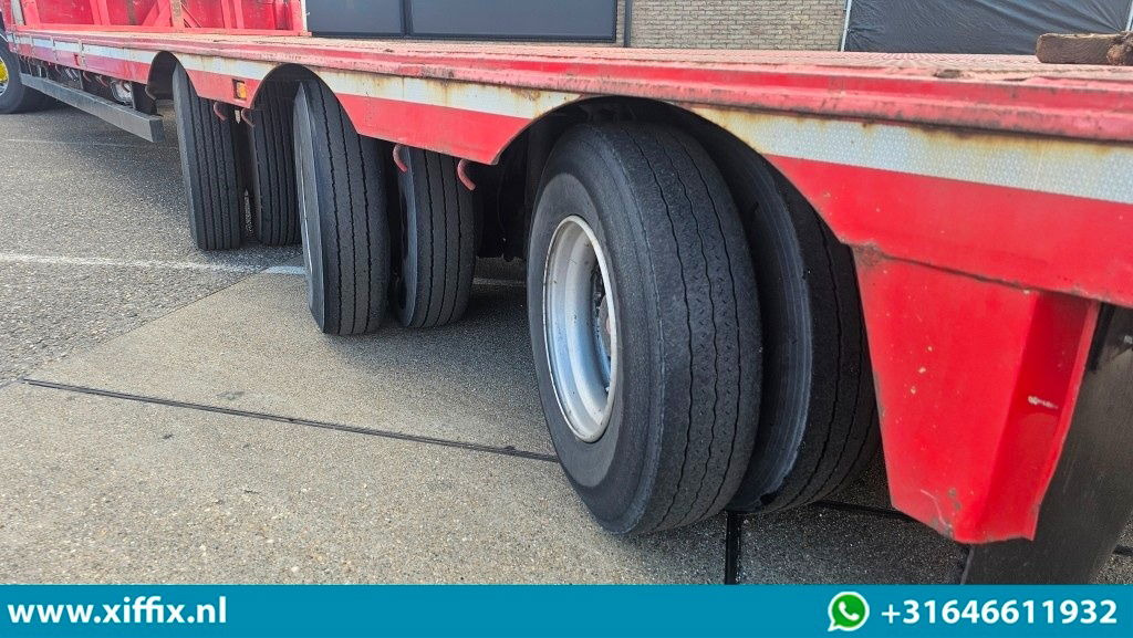 Nooteboom 3-ass. Uitschuifbare semi dieplader met Hiab 22 ton/mtr. Kraan / 3x gestuurd - Semirremolque góndola rebajadas: foto 5 Nooteboom 3-ass. Uitschuifbare semi dieplader met Hiab 22 ton/mtr. Kraan / 3x gestuurd - Semirremolque góndola rebajadas: foto 5
