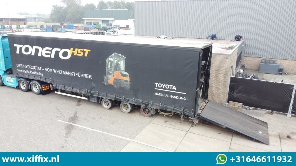 Wiese 3-ass. Semi dieplader met huifopbouw / Wiese 9 tons laadklep - Semirremolque góndola rebajadas: foto 2 Wiese 3-ass. Semi dieplader met huifopbouw / Wiese 9 tons laadklep - Semirremolque góndola rebajadas: foto 2