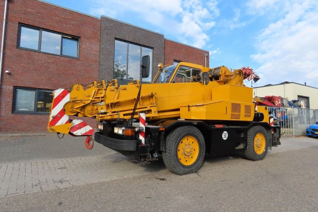 Kobelco RK 70 M2 - Autogrúa: foto 1 Kobelco RK 70 M2 - Autogrúa: foto 1