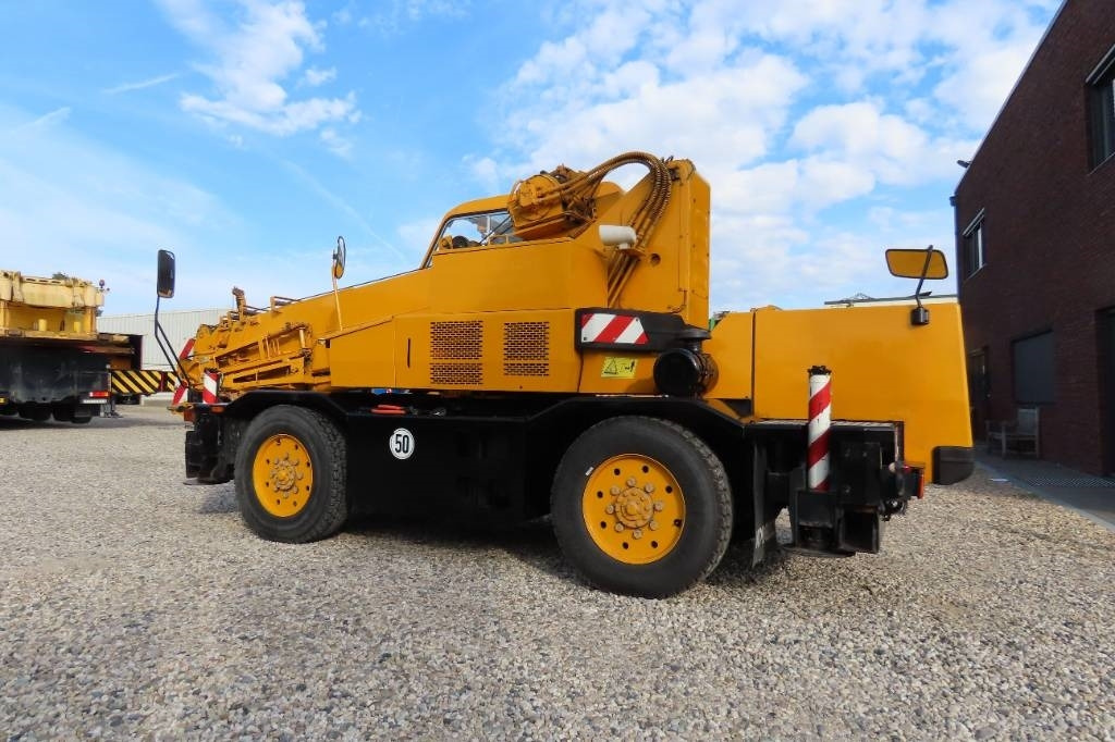 Kobelco RK 70 M2 - Autogrúa: foto 4 Kobelco RK 70 M2 - Autogrúa: foto 4
