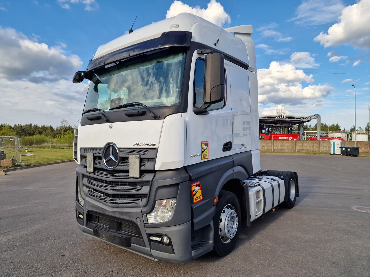 MERCEDES-BENZ Actros 1845 Retarder - Cabeza tractora: foto 2 MERCEDES-BENZ Actros 1845 Retarder - Cabeza tractora: foto 2
