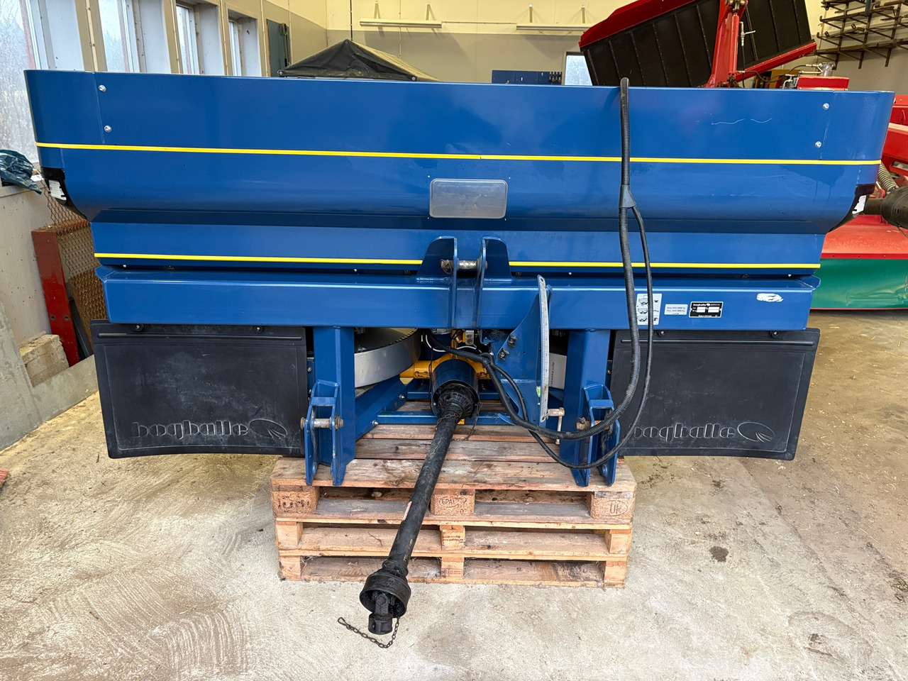 Bogballe M2Q - Esparcidor de fertilizantes: foto 1 Bogballe M2Q - Esparcidor de fertilizantes: foto 1