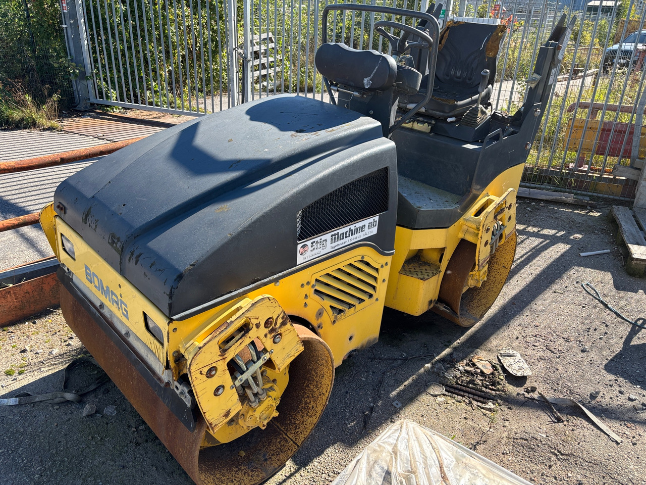 Bomag Bw 125 AD-4 - Apisonadora de asfalto: foto 1 Bomag Bw 125 AD-4 - Apisonadora de asfalto: foto 1