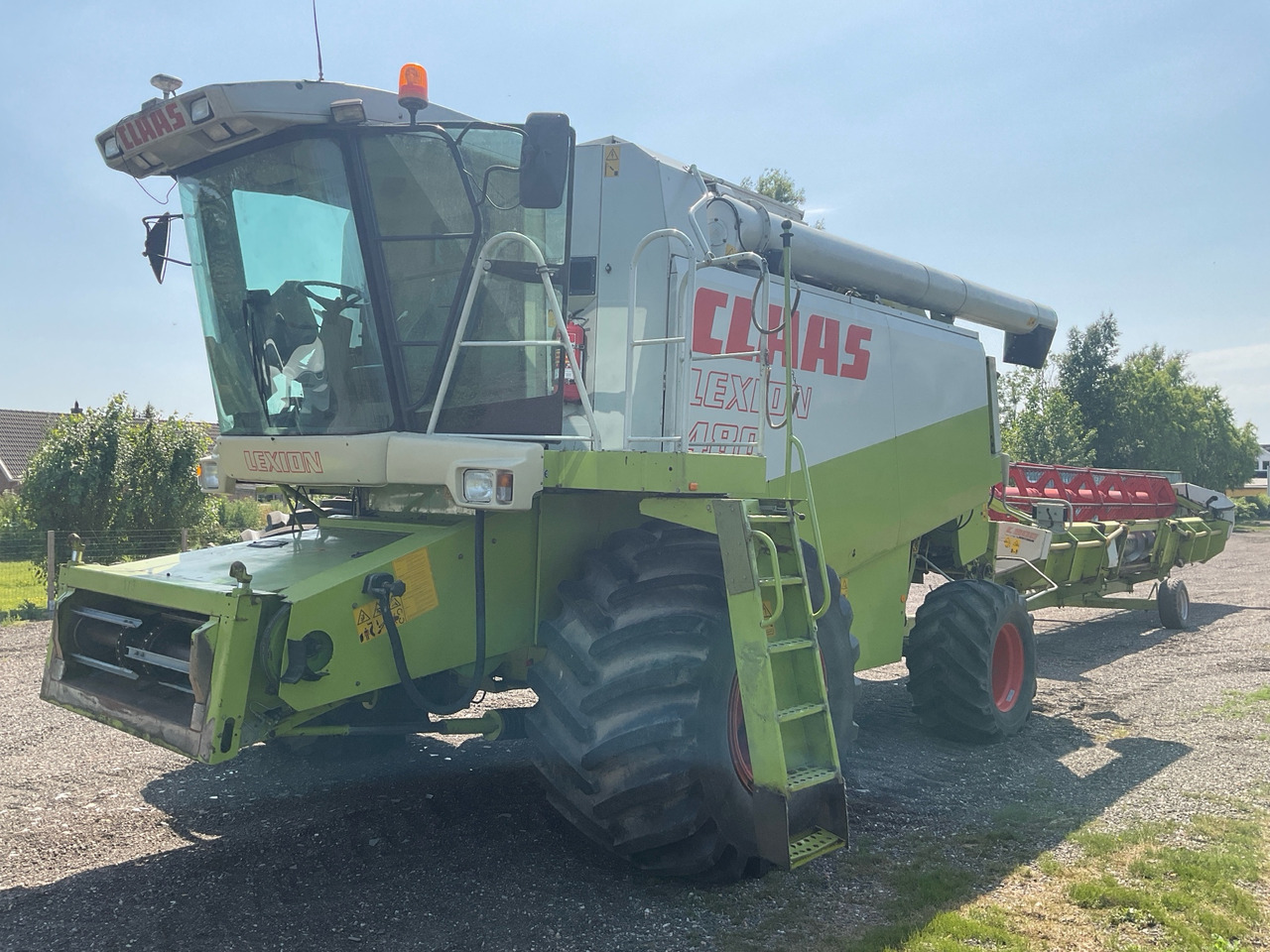 Claas Lexion 480 - Cosechadora de granos: foto 1 Claas Lexion 480 - Cosechadora de granos: foto 1