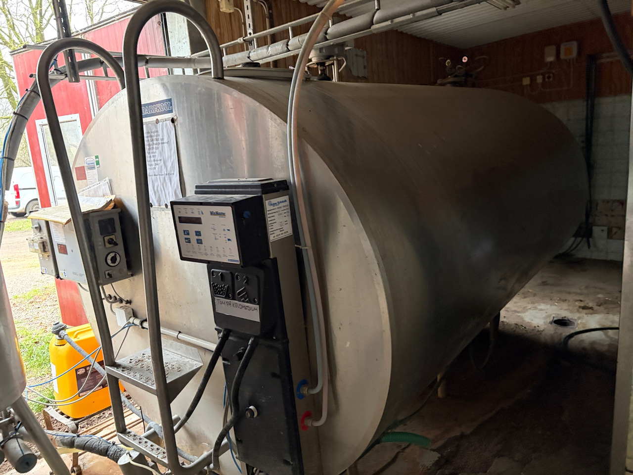 Dari-Kool / Win Master / Teumsek 5000 l / Mobile Come / TAG 4568X - Maquinaria ganadera: foto 1 Dari-Kool / Win Master / Teumsek 5000 l / Mobile Come / TAG 4568X - Maquinaria ganadera: foto 1