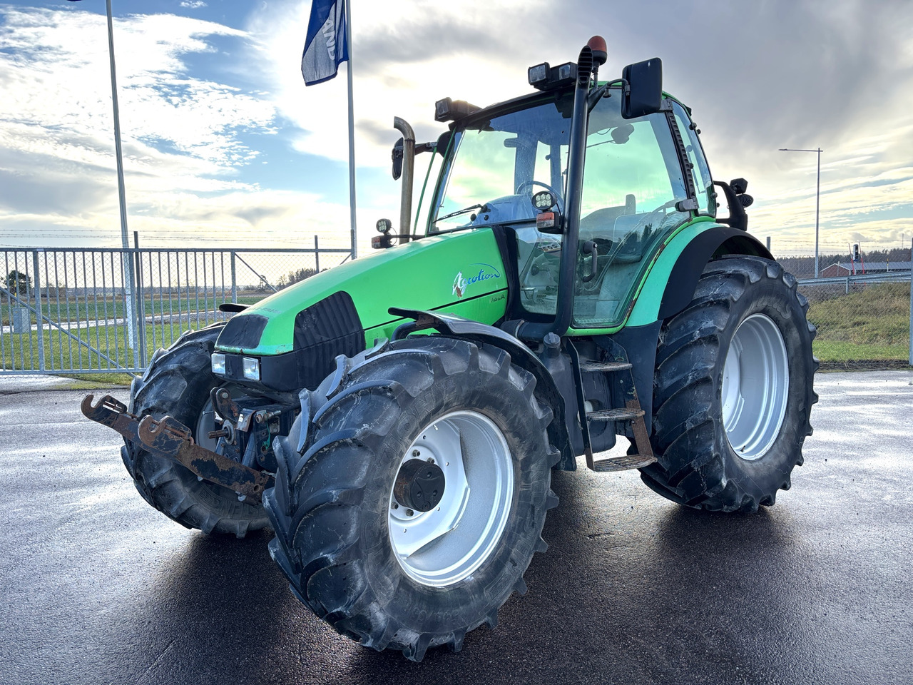 Deutz 6.45 Agrotron - Tractor: foto 1 Deutz 6.45 Agrotron - Tractor: foto 1