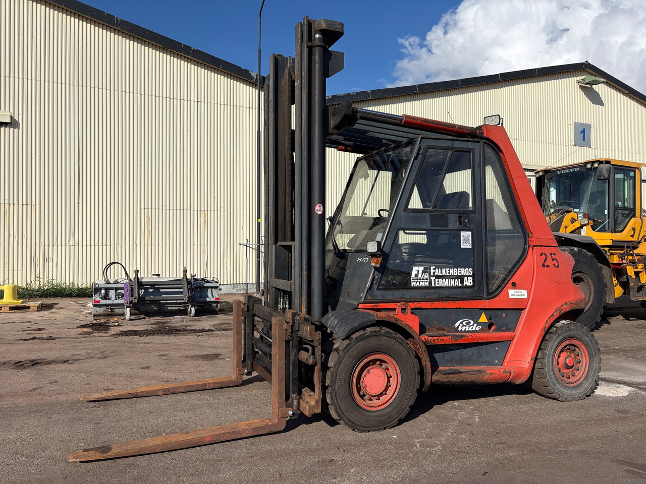 Linde H70D - Equipo de manutención: foto 1 Linde H70D - Equipo de manutención: foto 1