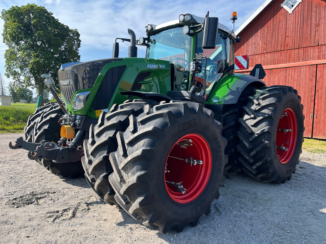 Fendt 828 Vario - Tractor: foto 1 Fendt 828 Vario - Tractor: foto 1